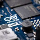 Arduino UNO Q 2GB [ABX00162] - Hybrid Single Board Computer - Debian Linux + Arduino - Qualcomm Dragonwing QRB2210 & STM32U585 - 16GB eMMC Wi-Fi 5 USB-C